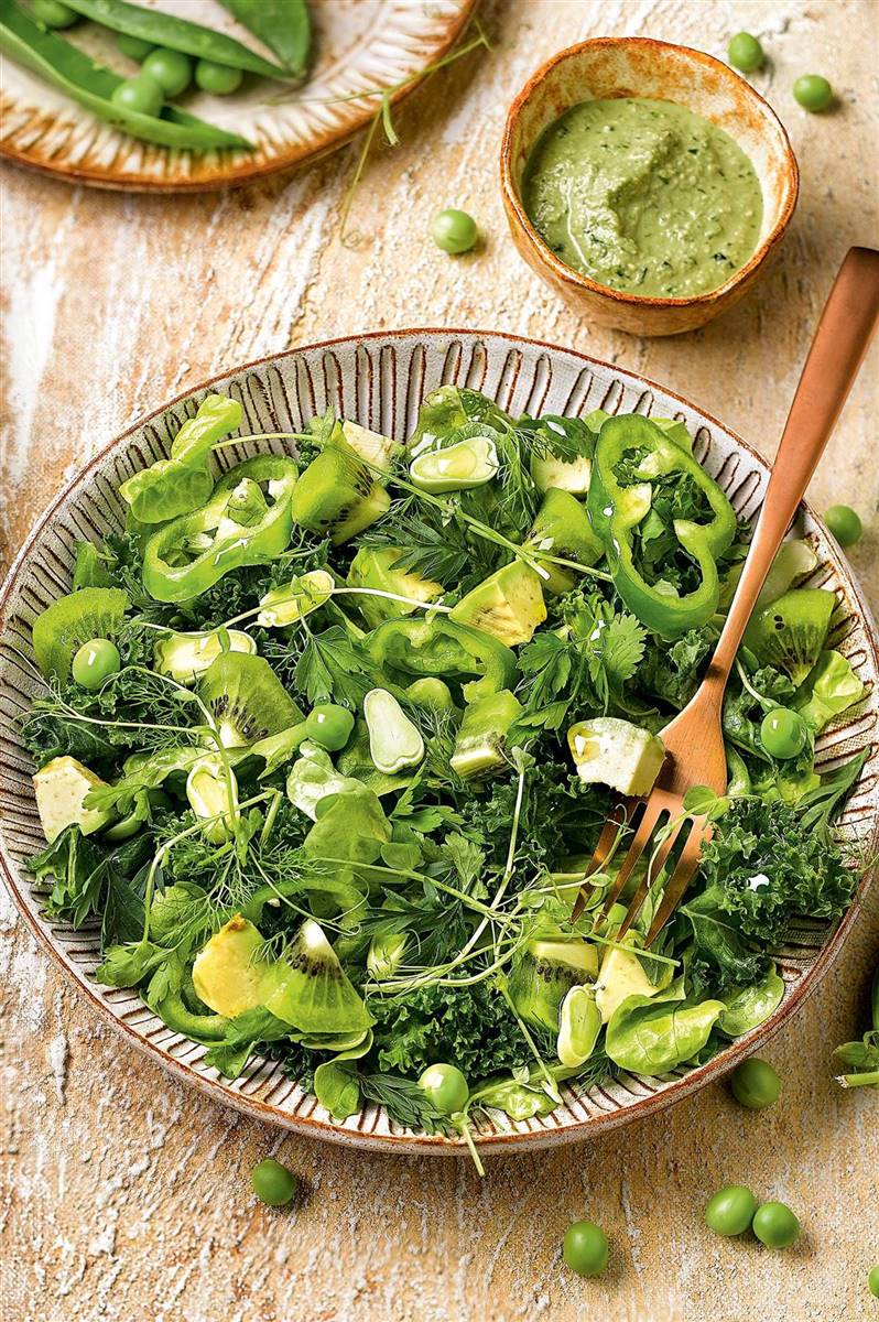 Estás a dieta? 15 ensaladas para comer ligero sin aburrirte