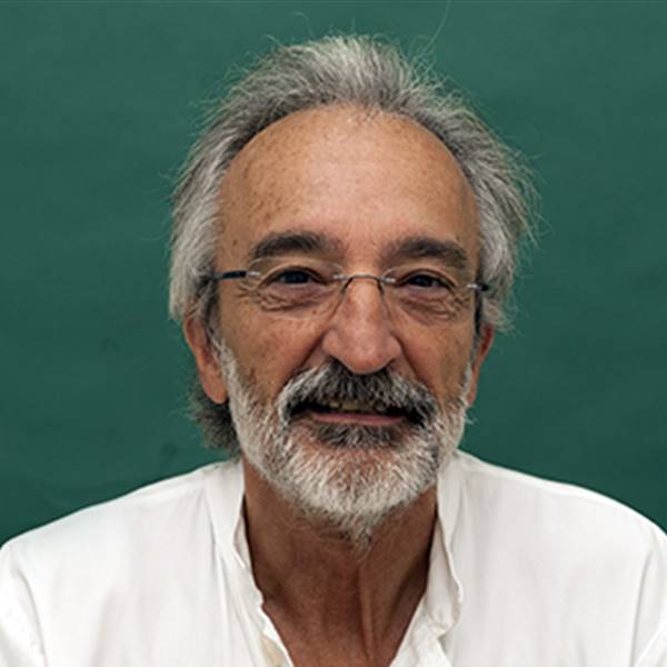 Dr. Eduardo Úcar