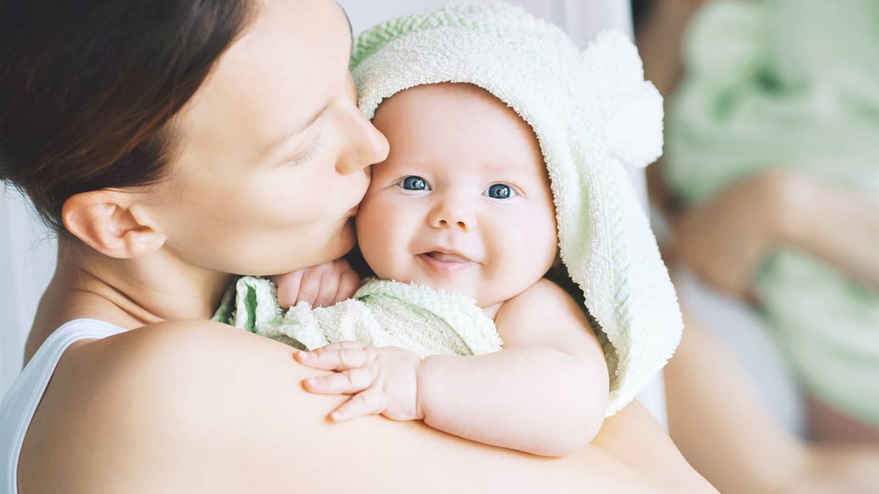 Como Limpiar Los Ojos De Tu Bebe
