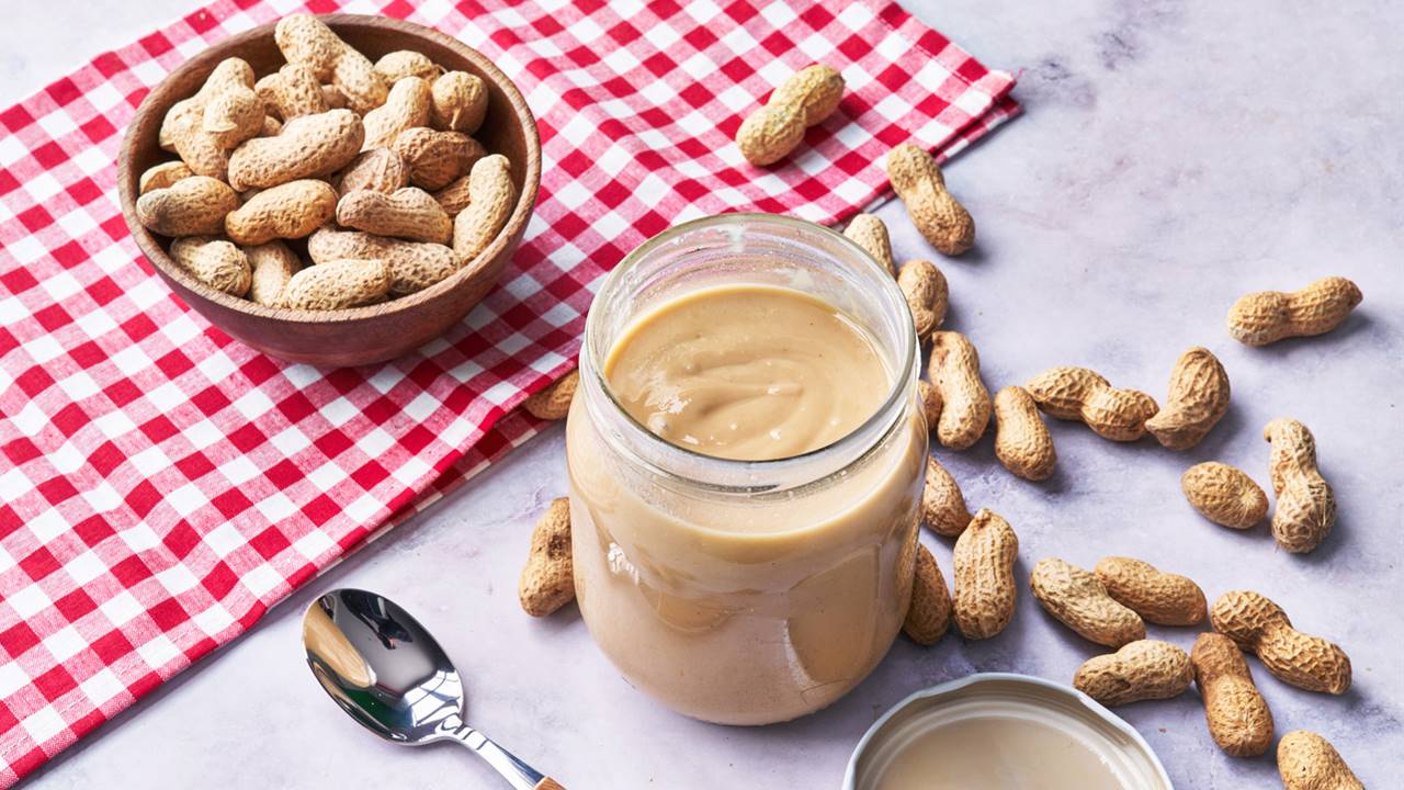 ¡Desayuna crema de cacahuete y no picarás entre horas!