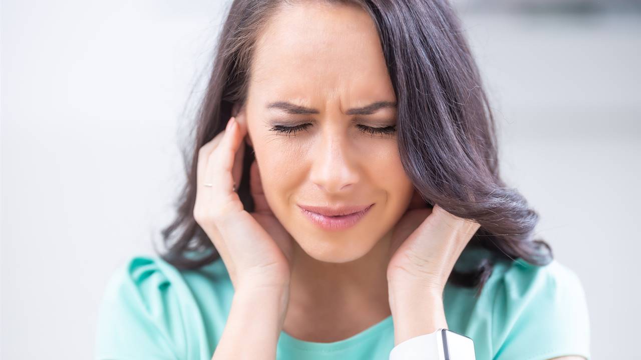 6 remedios naturales para aliviar el dolor de oídos